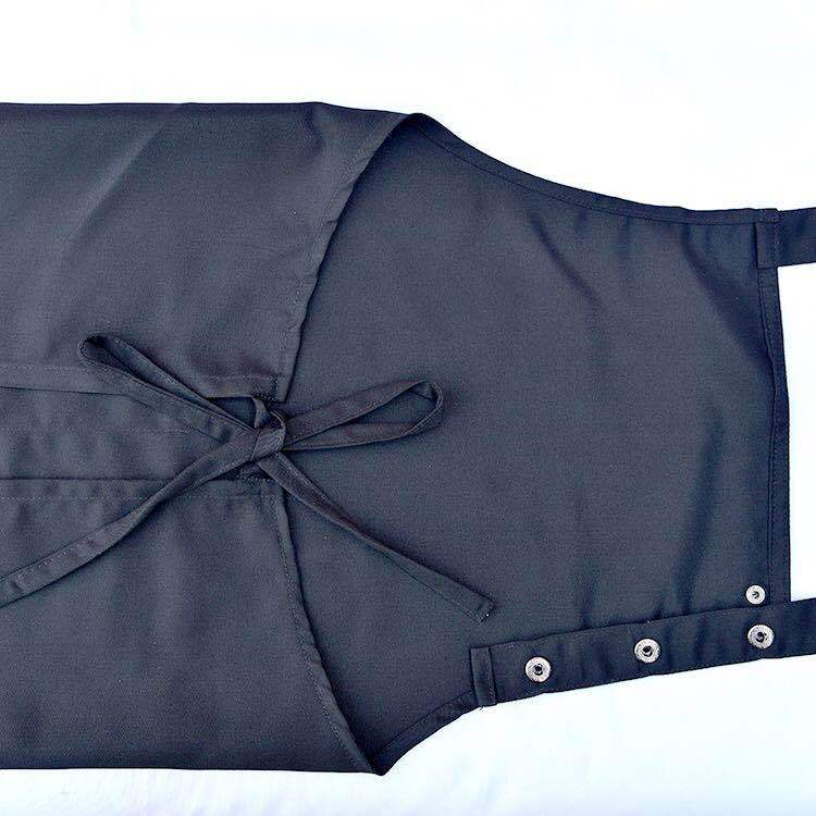 Apron With 2 Waist Pockets