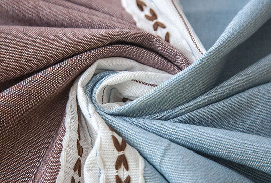 Tablecloth With Tassel